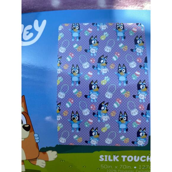 Bluey Silk Throw Blanket 50” x 70” – Easter Purple - Picture 4 of 4